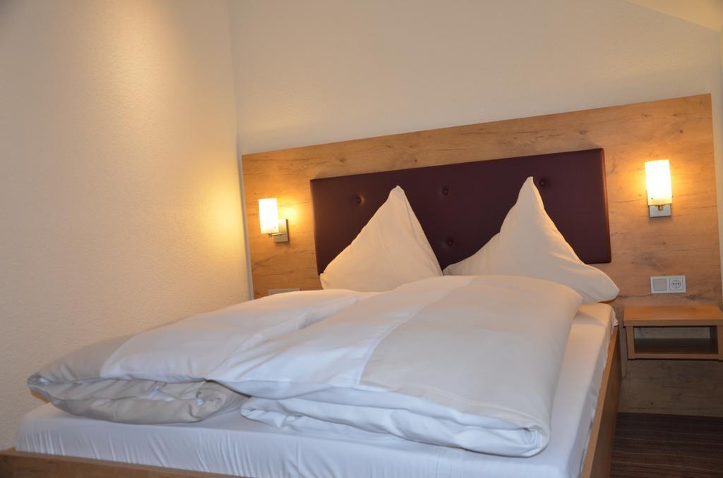 Hotel- Restaurant Poststuben Bensheim Zimmer foto